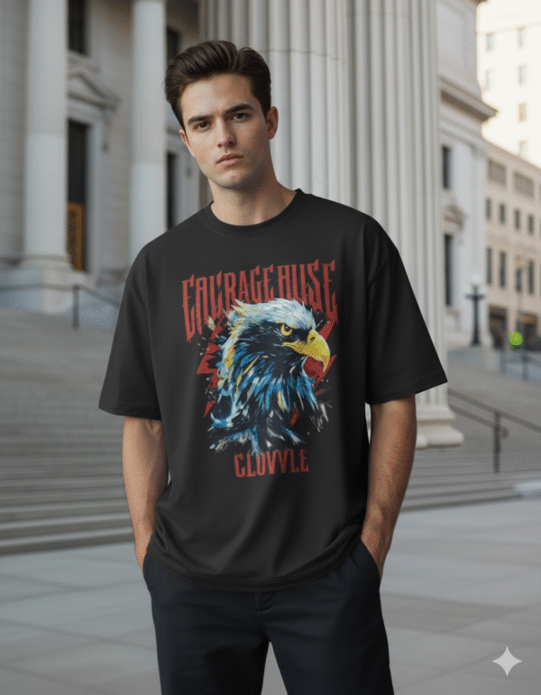 Eagle’s Rise Graphic Oversized T-Shirt
